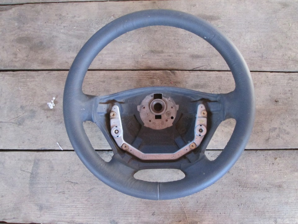Продам Кермо W638! 1