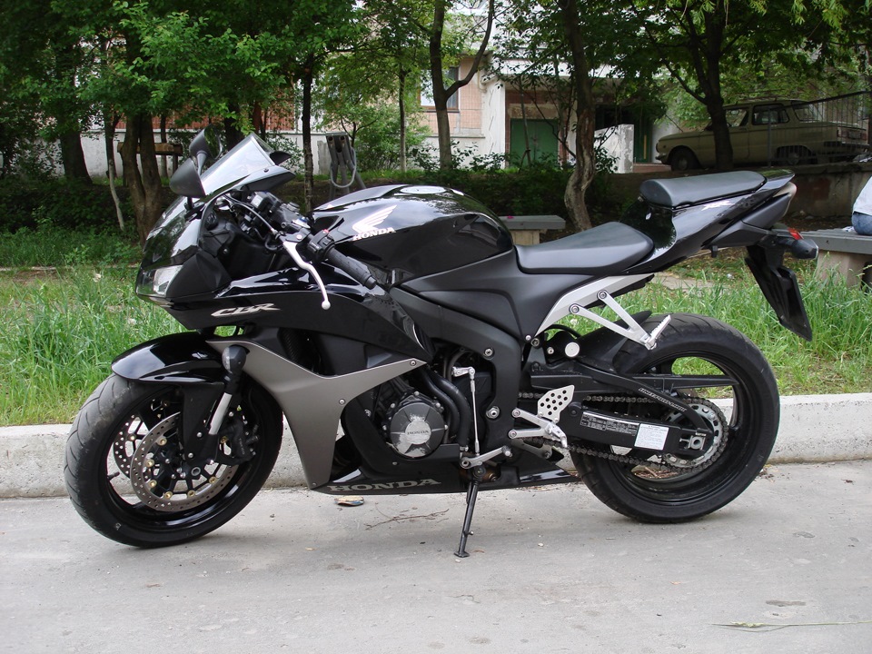 сібер-бібер-рібер CBR600RR + FZ01 5
