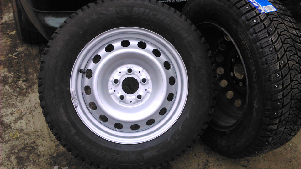 Michelin X-Ice North XIN3 5