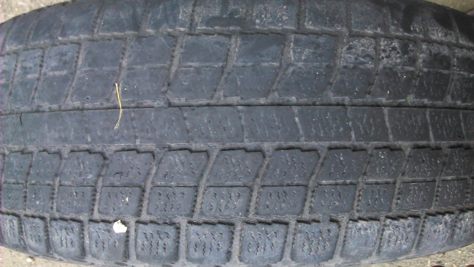 Прикупив С ешку 215/65 R15 2