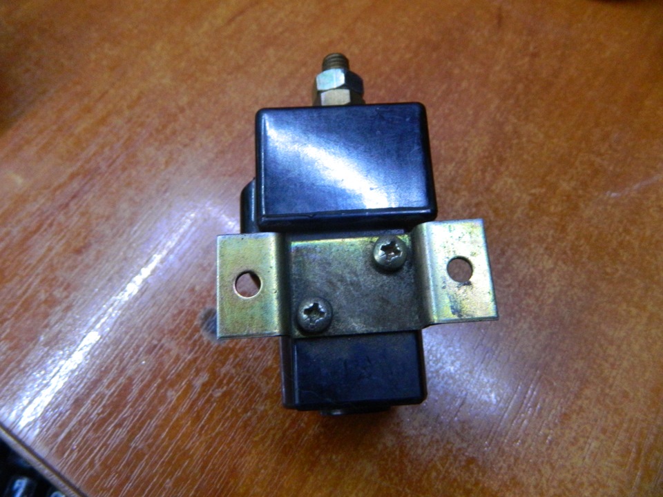комутатор 2 акумів. 5