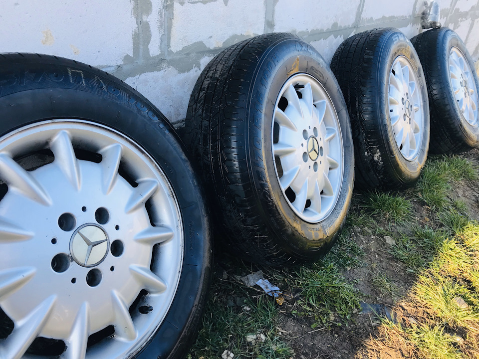 Продам колеса. 215/70/16 літо 2