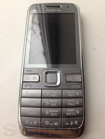 Nokia E52 1