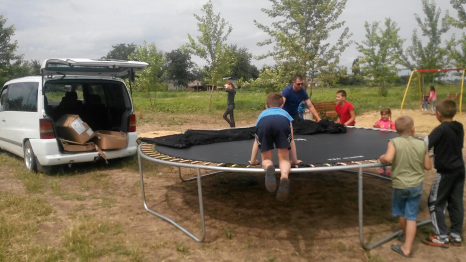 Поездка в село к детям 3