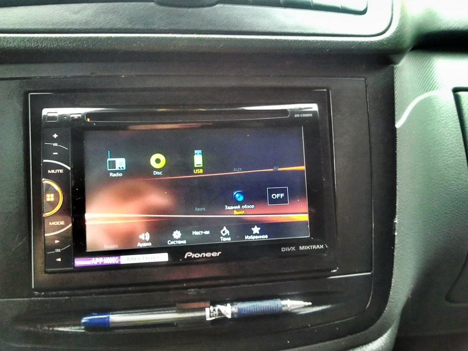 Голова Pioneer AVH-X1500DVD та ще ... 3