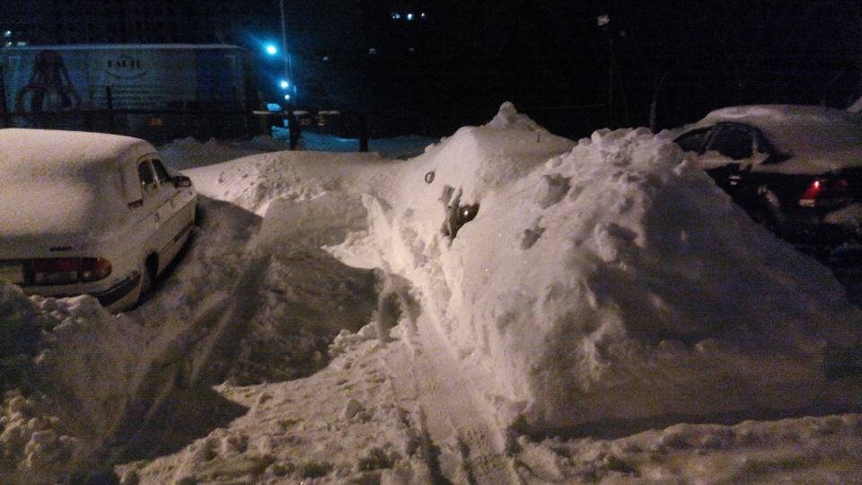 Зовсім занесло снігом 2