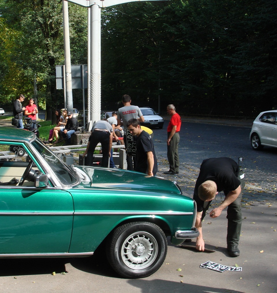 Мій W115 на зйомках фільму... 3