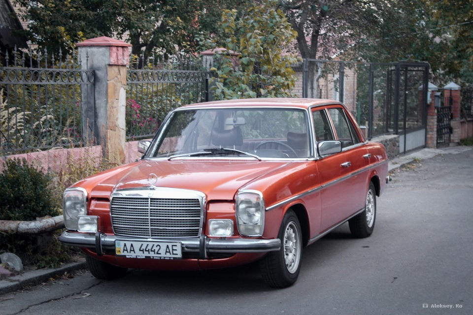 Продається шикарний W114/8 1