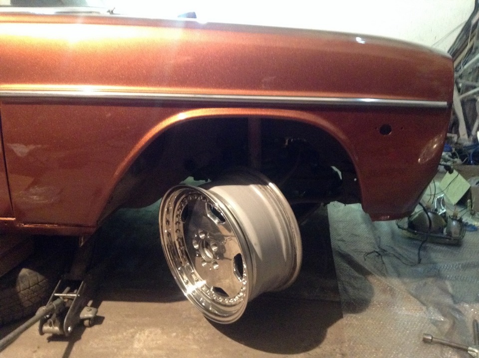 Прикладка парадних тапок AMG Aero 3pc. 4