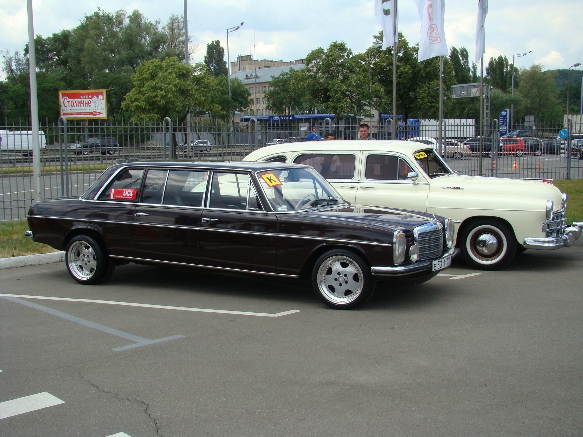 Ми на 5-му зльоті Mercedes-Benz, Україна Київ 11-12 червня 2011 року. 5