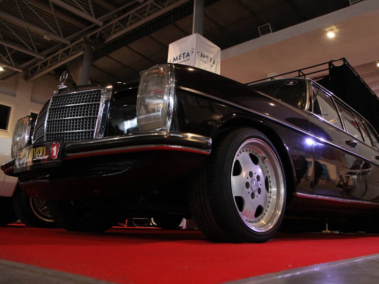 Retro & Exotica Motor Show 2011 2