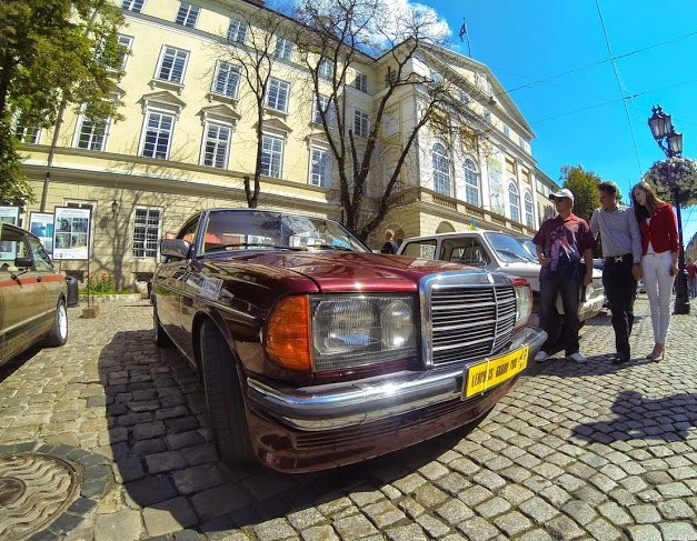 Мій Mercedes 123 CE на Гран Прі Львова 2014 1