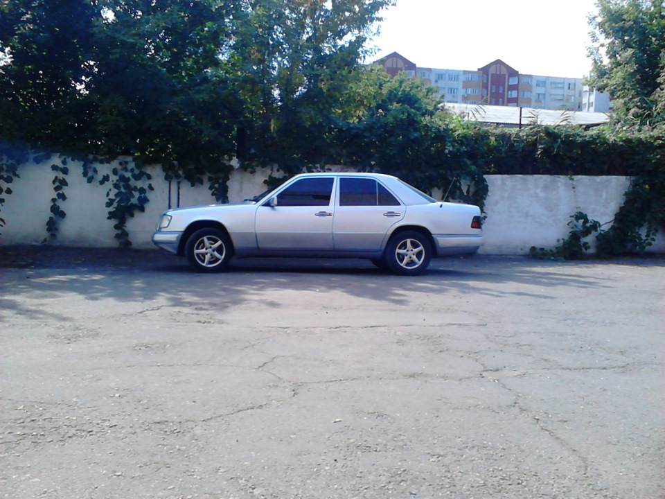 W 124 мій новий автомобіль!))) 1
