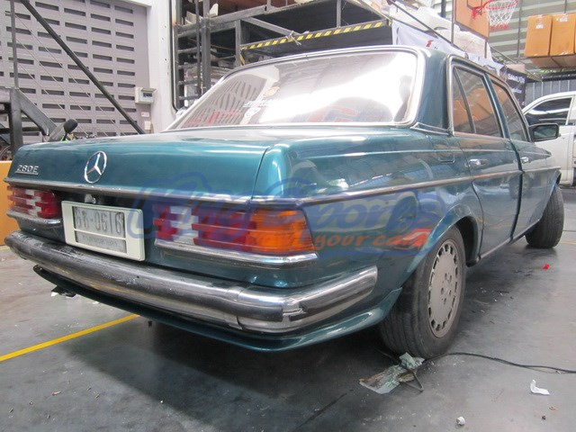 А тепер задня спідниця AMG. Привезти з Бангкока. Місія нездійсненна? 2