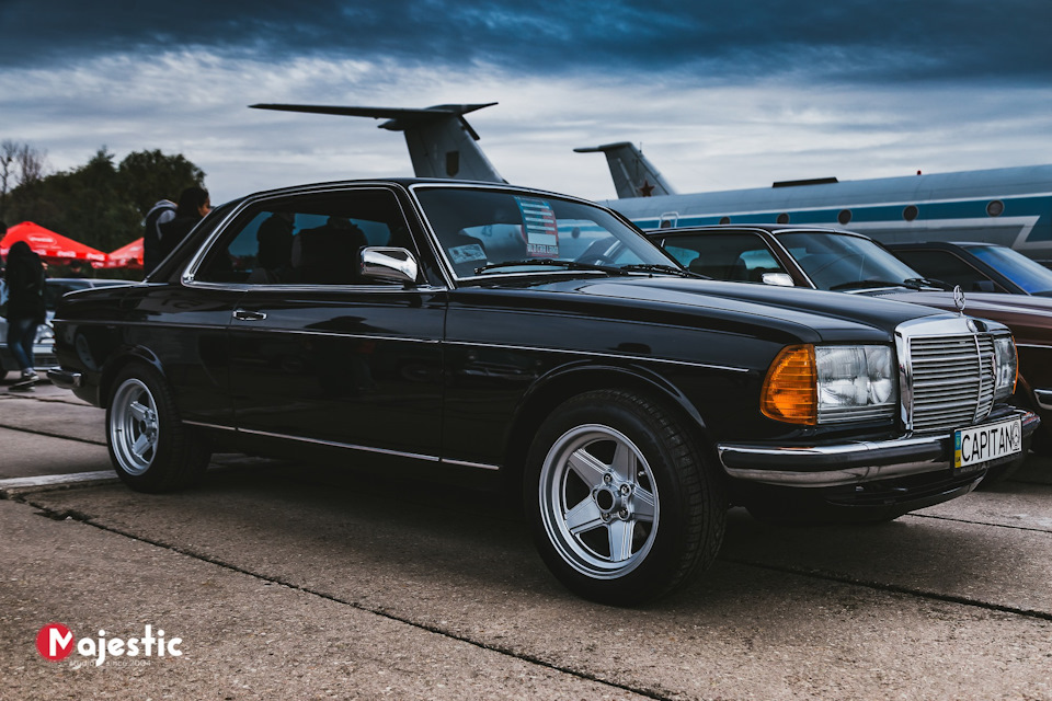 ВИРІШЕНО Купити задню спідницю w123 AMG 7880019. 4
