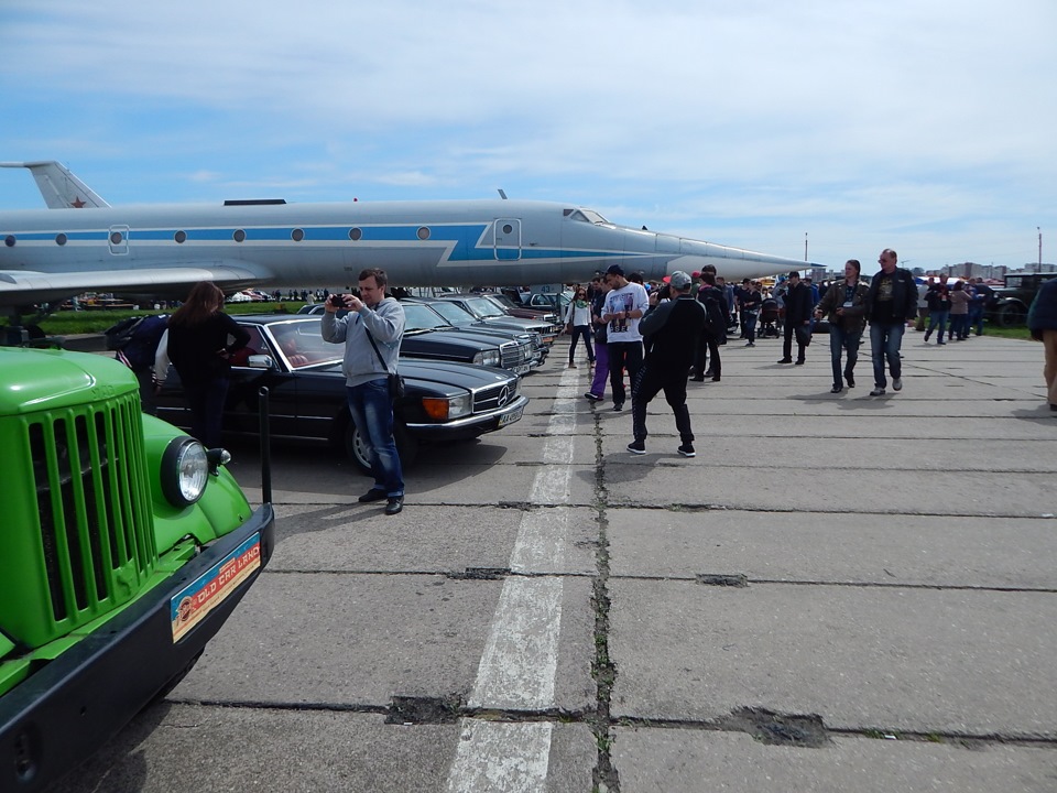 Старі-Молоді Mercedes-Benz на OldCarLand 2016 весна 2