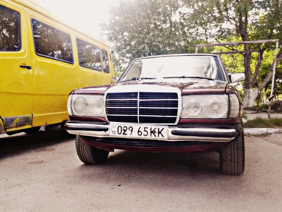 Без назви