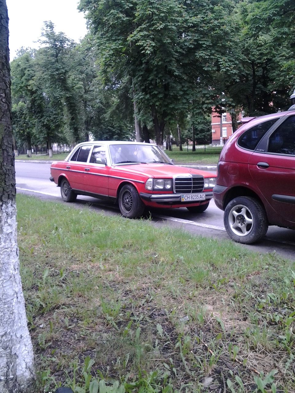 Mercedes-Benz E-class Друг 1
