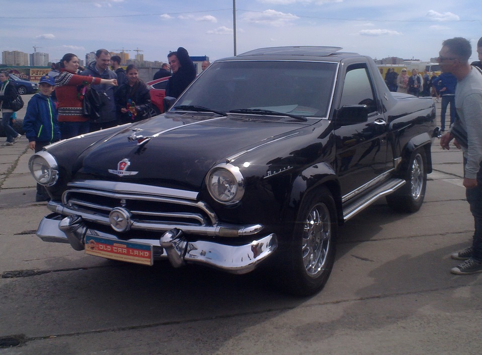 Ось і я дістався Old Car Land 2016 1