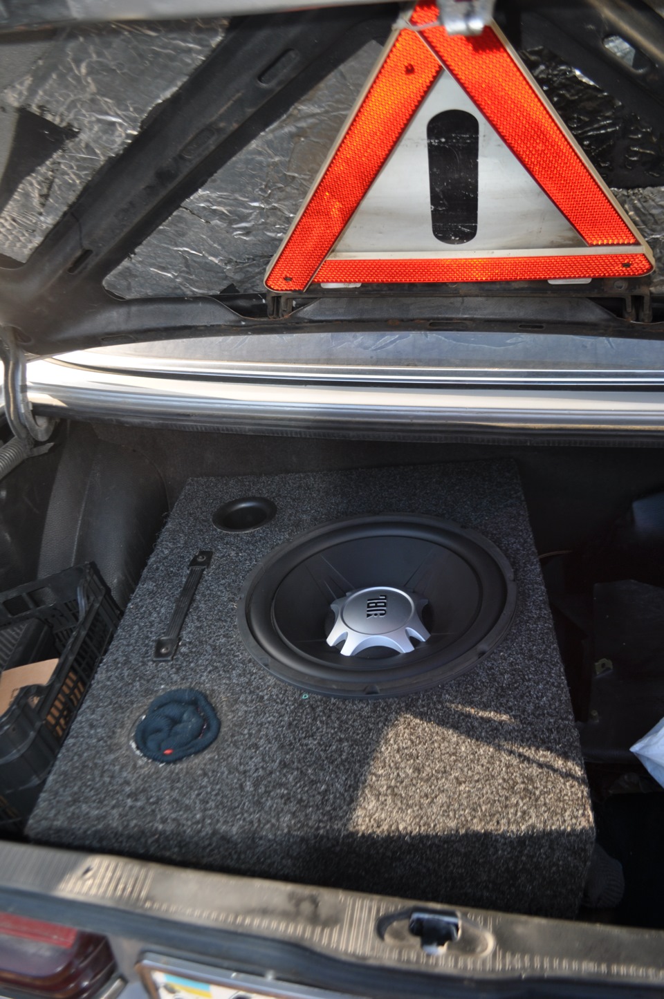 JBL та його фанера) 1