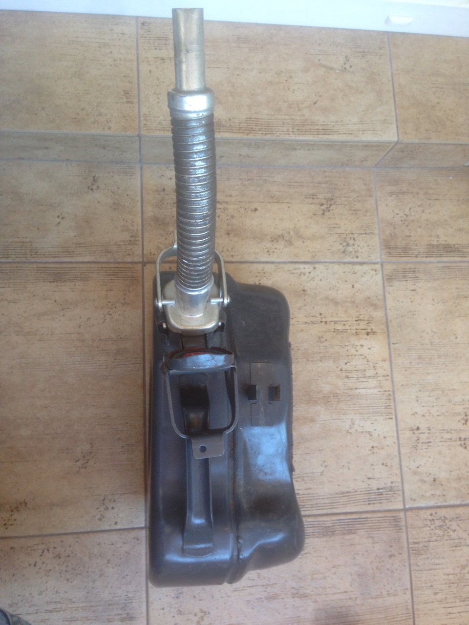 Bellino 7l. kraftstoff 4