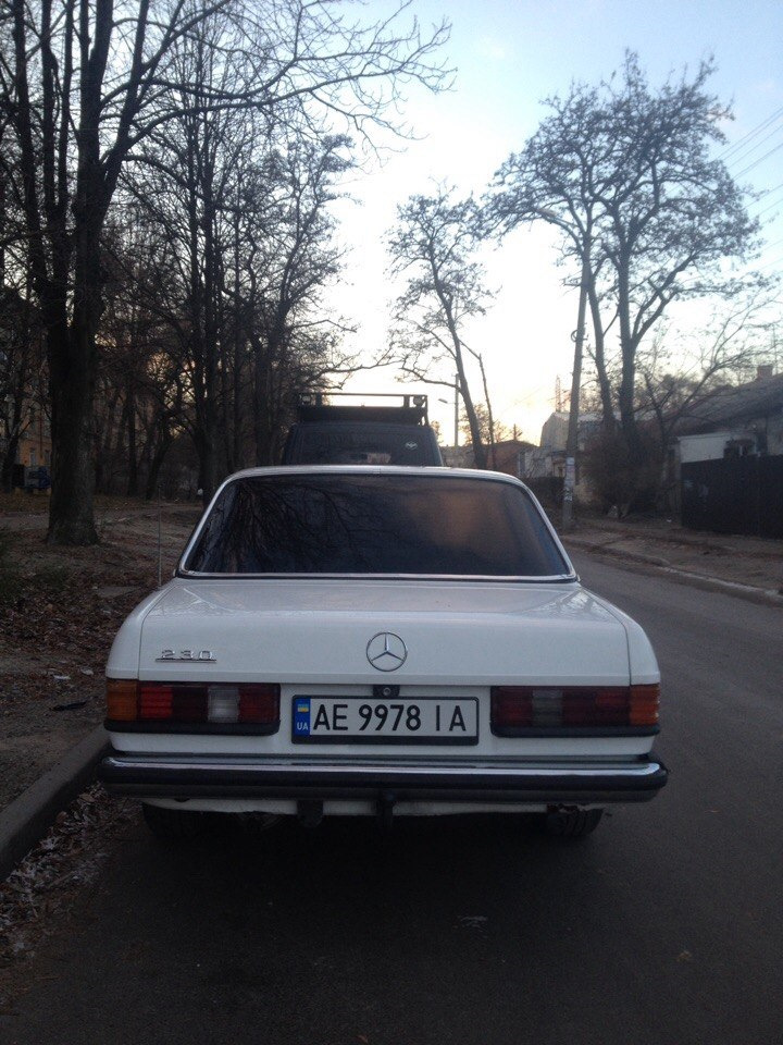 Mercedes-Benz продав - Mercedes-Benz купив 1