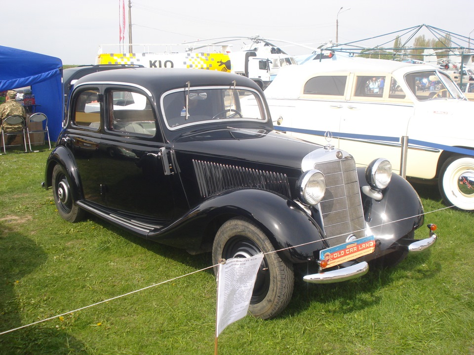 Всі Mercedes-Benz на Old Car Land (частина 1) 2