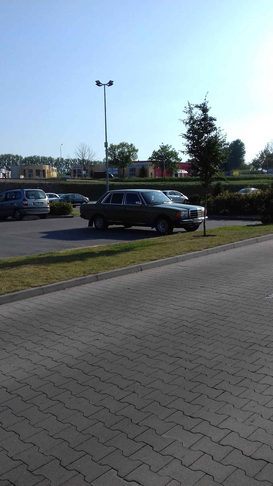 W123 4