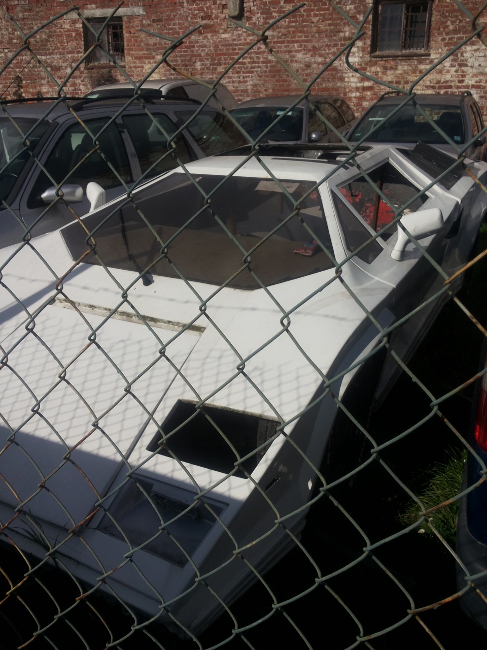 Зустрів у Львові на шроті таку техніку! Lamborghini Countach 5
