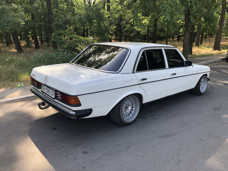 Продам w123 (проданий) 3