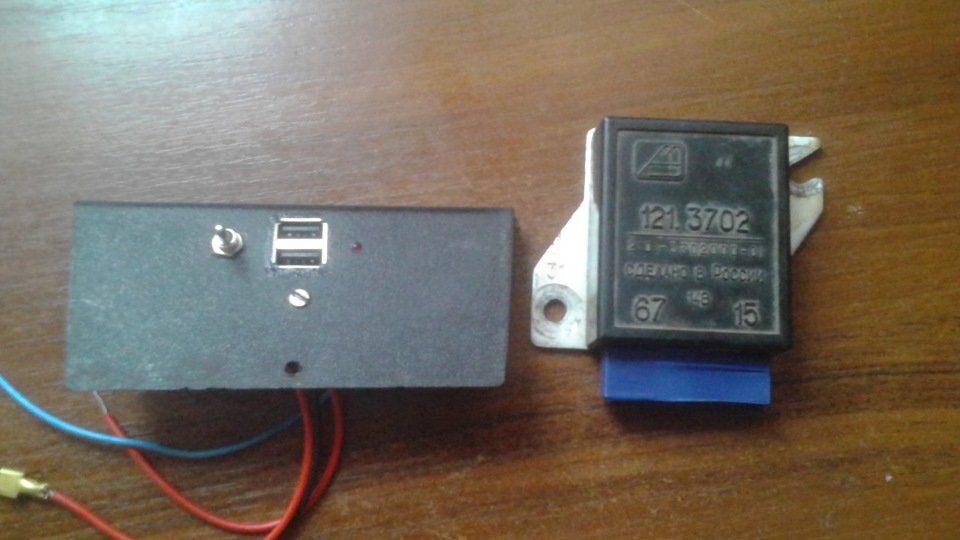 вбудований usb в мерсі 1