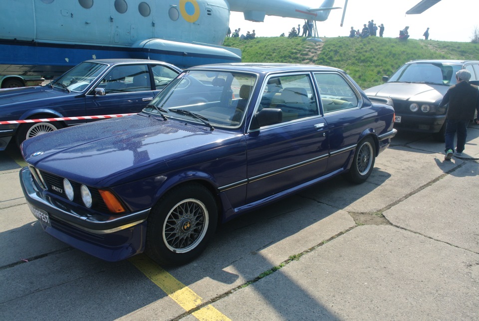 OldCarFest Part 4 BMW + Mercedes-Benz 1