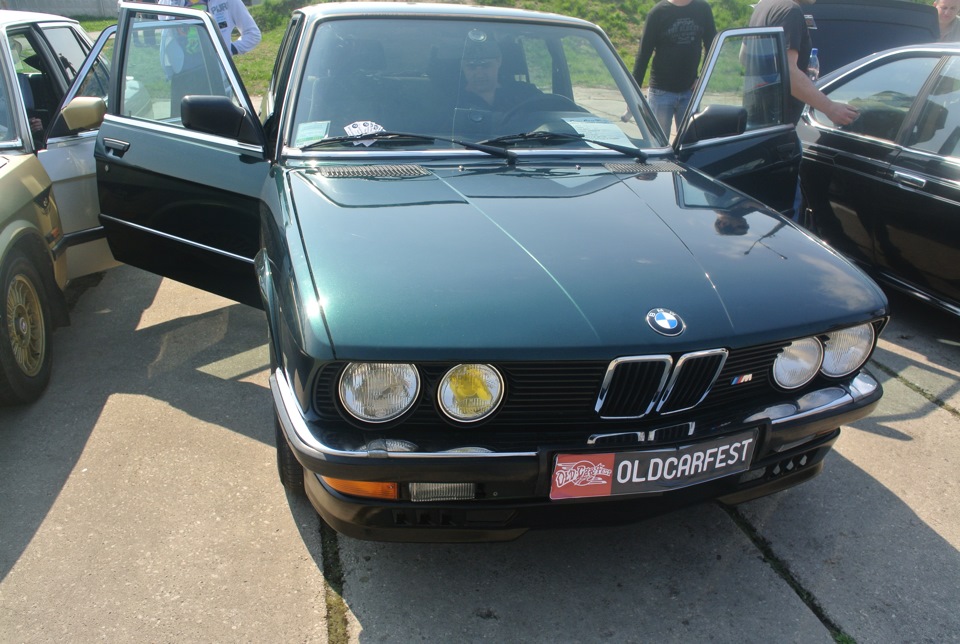 OldCarFest Part 4 BMW + Mercedes-Benz 4
