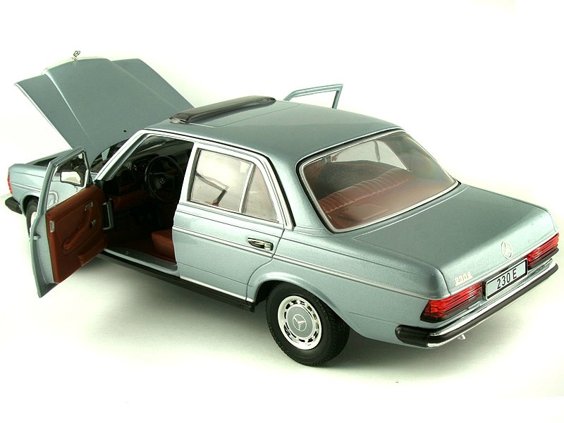 Масштабні моделі Mercedes W123 2