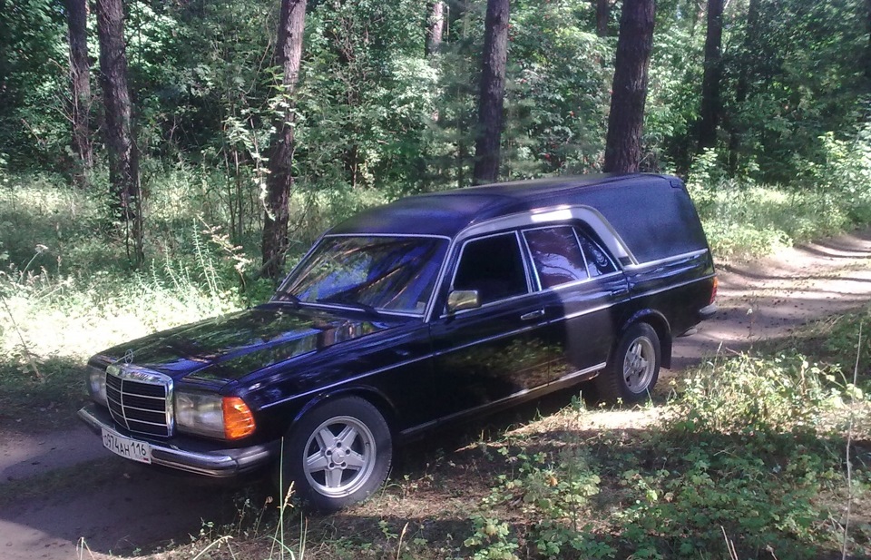 Спецтранспорт на базі W123 (Частина 3) Приватне 1