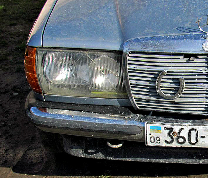 Розпірки кузова для w123 4