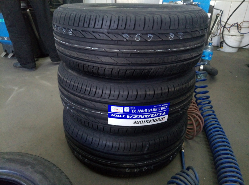 Нові літні капці Bridgestone Turanza T001 3