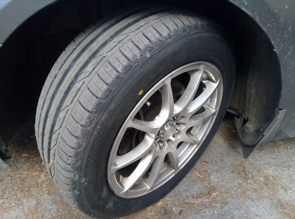 Нові літні капці Bridgestone Turanza T001 4