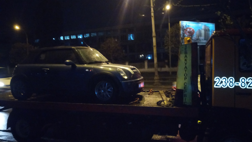Неподалік сервісу я поїхав =\ вечір зіпсований :( 2