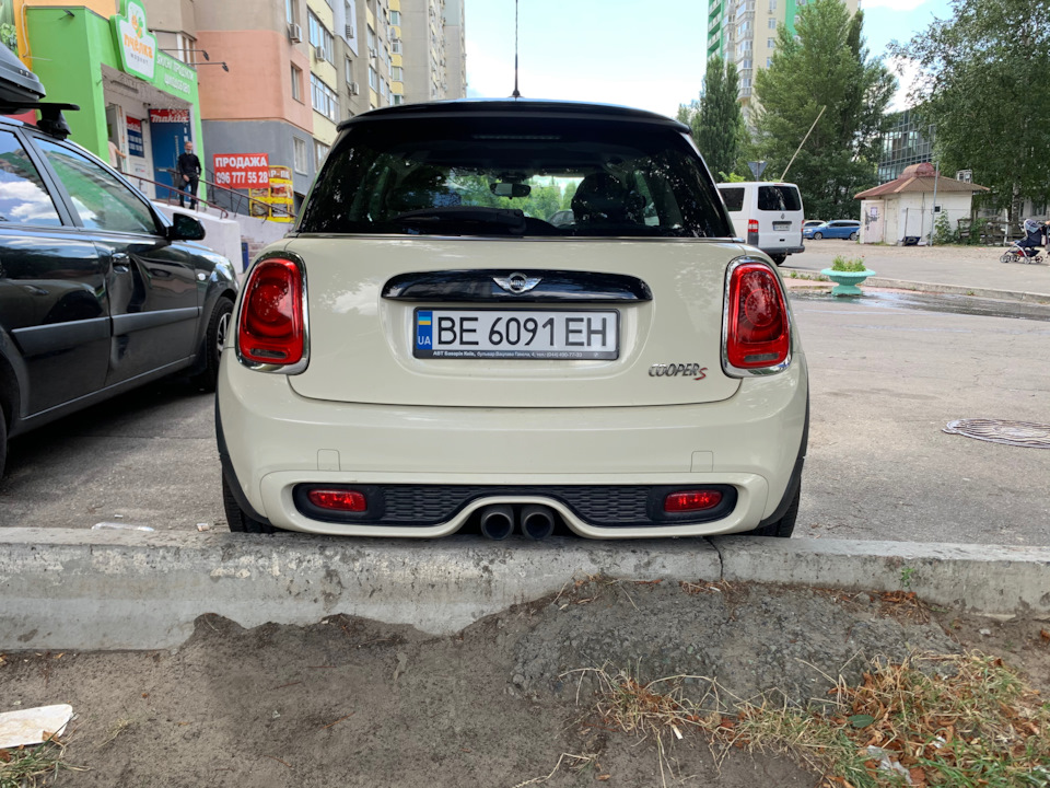 Європейські поворотники та Union Jack 1