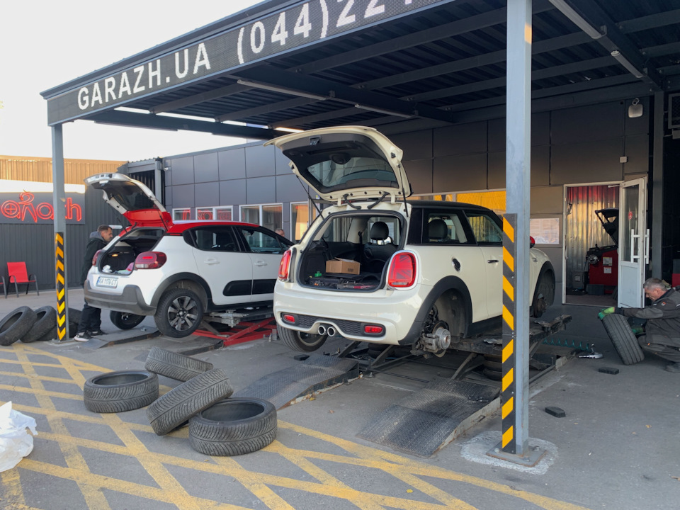 Перевзуття на зимову гуму Michelin Pilot Alpin 5 1