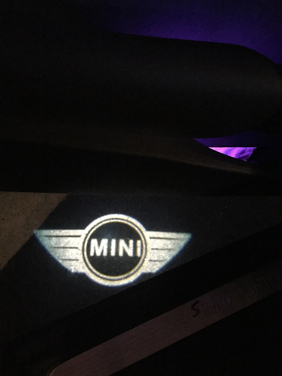 LED MINI logo підсвічування у дверях. 2