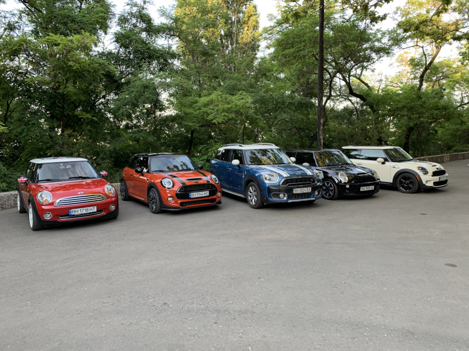 Міні сходу Mini в Одесі 1