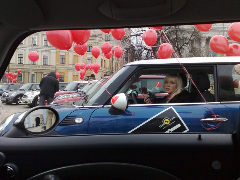 День Святого Валентина з MINI 2