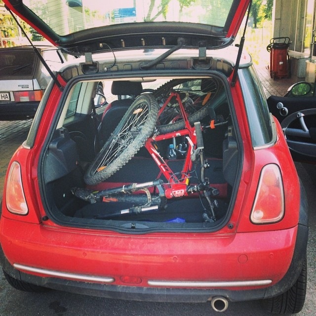 Мал Mini та вилучив! 1