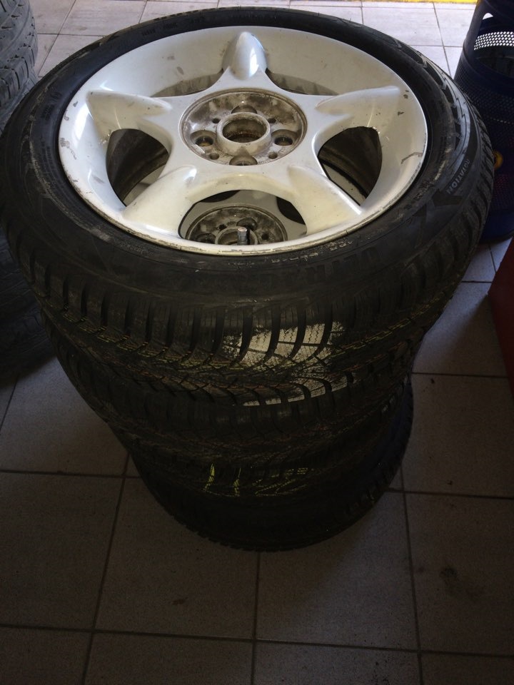 Зимова гума Goodyear 2