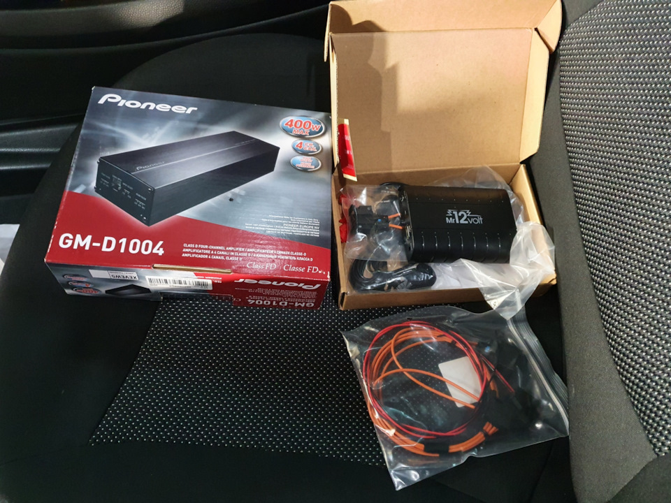Bluetooth + USB + Гучний зв'язок + підсилювач у штатну магнітолу 1