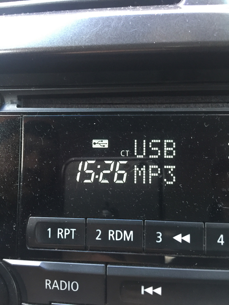 USB в штатну магнітолу 2