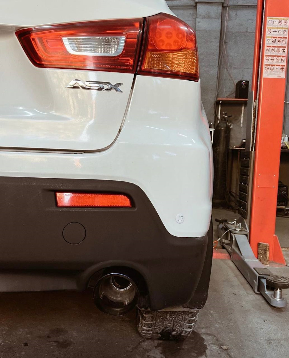 Приємний вихлоп на Mitsubishi ASX 3
