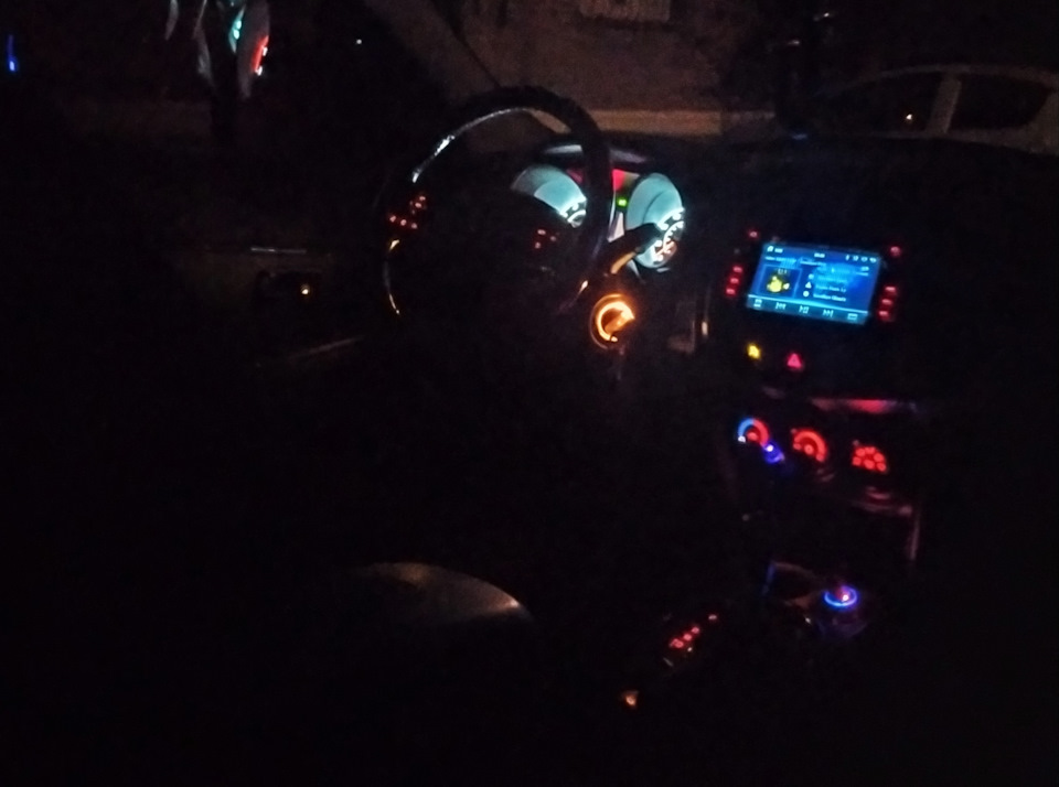 Зміна кольору підсвічування замку запалювання. 1